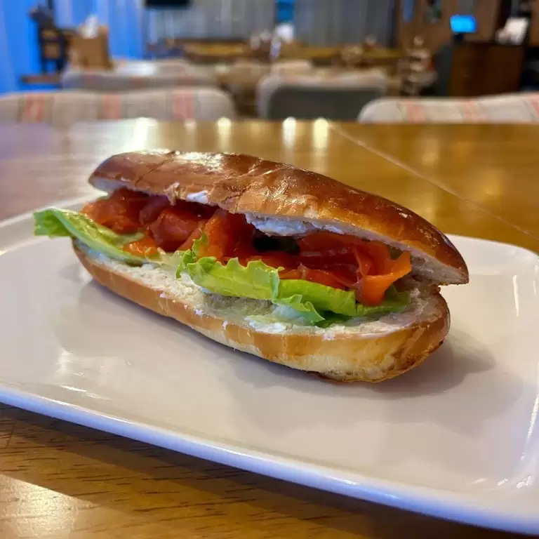 Сэндвич с лососем 