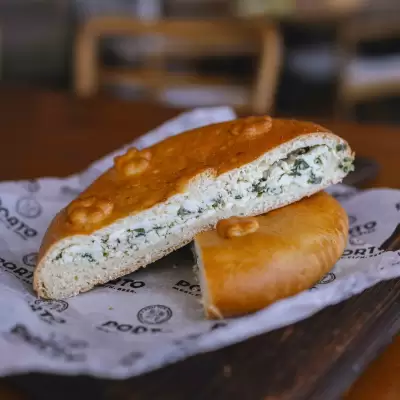 Пирог с яйцом и зеленым луком 