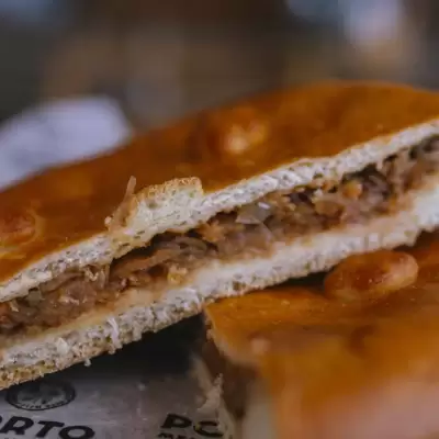 Пирог с капустой и грибами