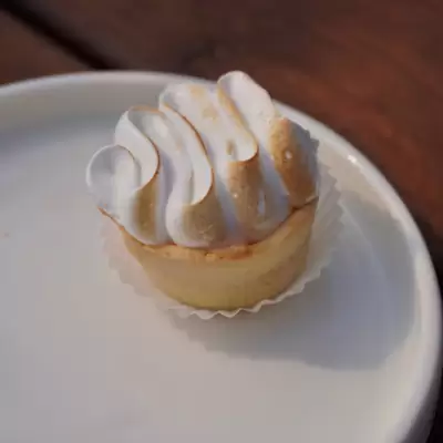 Мини-тарт с лимонным курдом